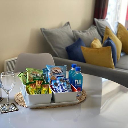 Stylish Two Bed City Apartment With Secure Parking Southampton Buitenkant foto