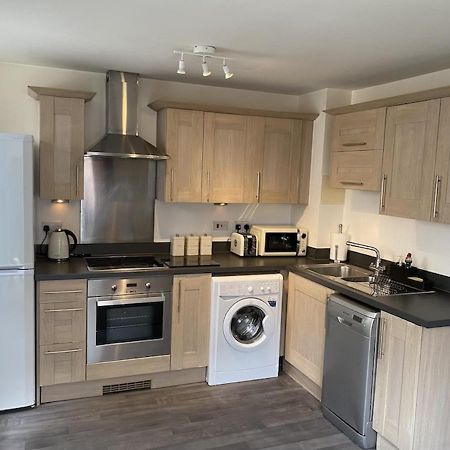 Stylish Two Bed City Apartment With Secure Parking Southampton Buitenkant foto