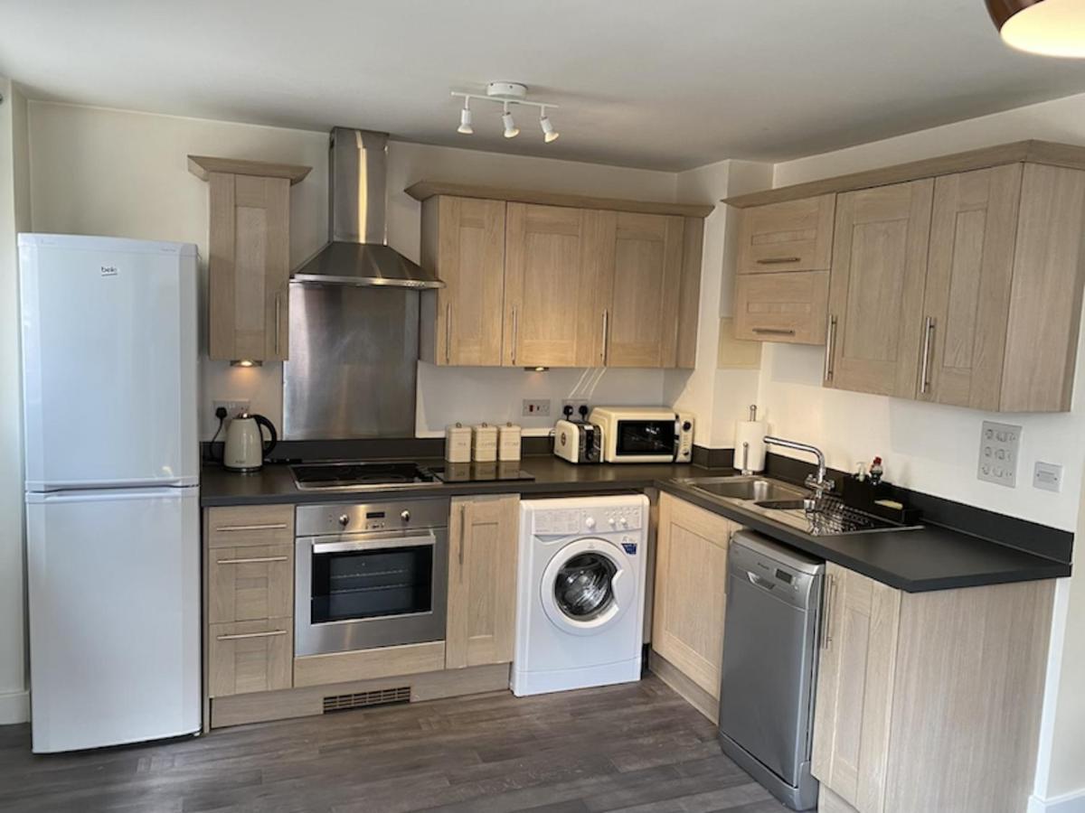 Stylish Two Bed City Apartment With Secure Parking Southampton Buitenkant foto