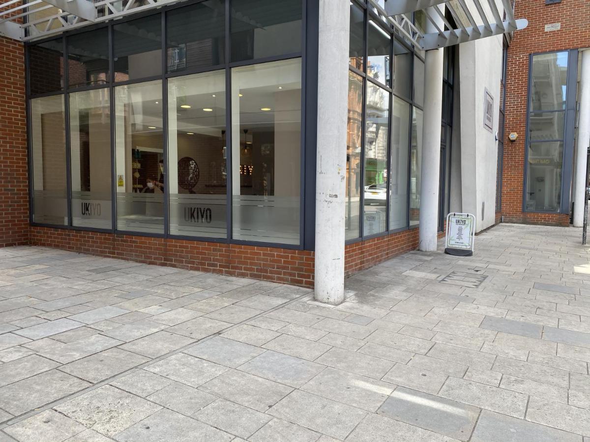 Stylish Two Bed City Apartment With Secure Parking Southampton Buitenkant foto